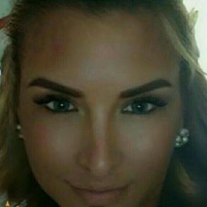 Meet your Posher, Adrienn